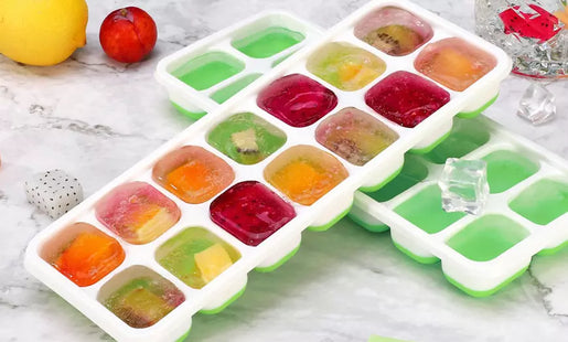 Vinsani 4 Pack Silicone Ice Cube Mould Trays with Clear Removable Lids