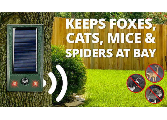 Ultrasonic Waterproof Animal Repellent With Lights