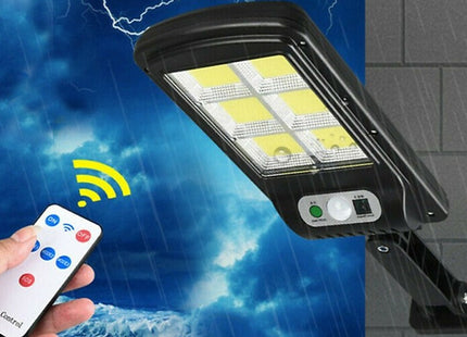 LED Solar Garden Floodlight With Remote Control