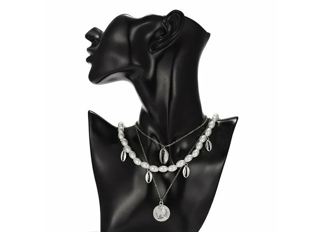 Shell Pearl Necklace