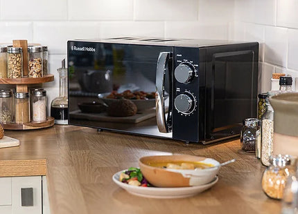 17L 700w Black Microwave with Defrost