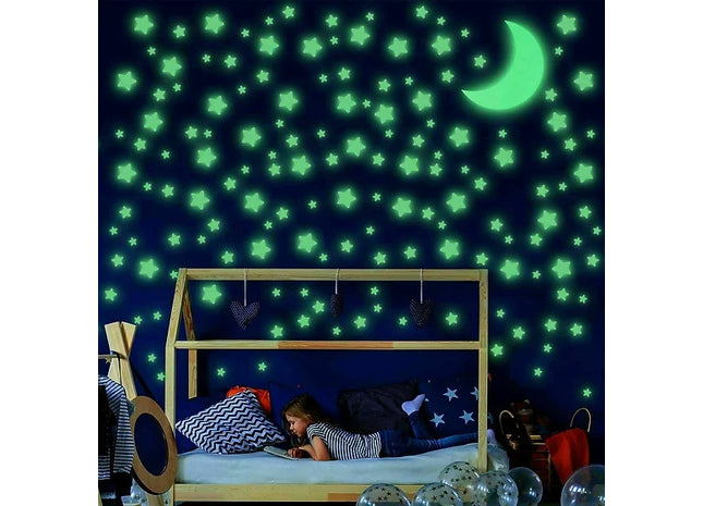 100 Glow Stars and 1 Moon