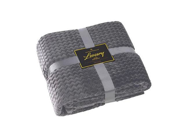 Luxury Wave Throw