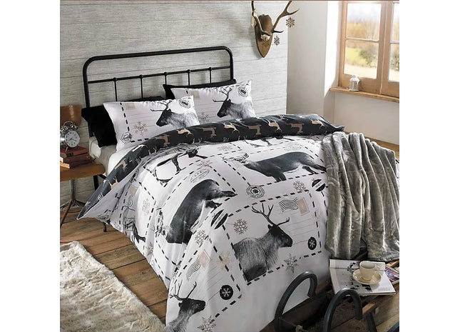 Luxurious Reindeer Duvet Set Black