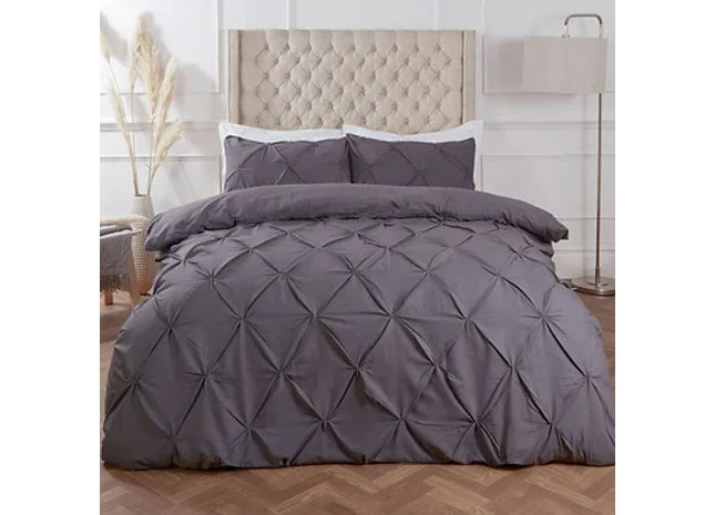 Diamond Pintuck Duvet Set