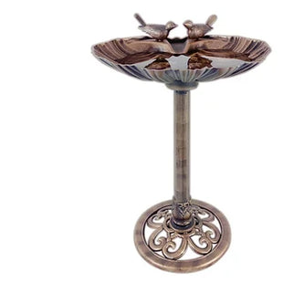 Clam Shell Bird Bath w/Stones