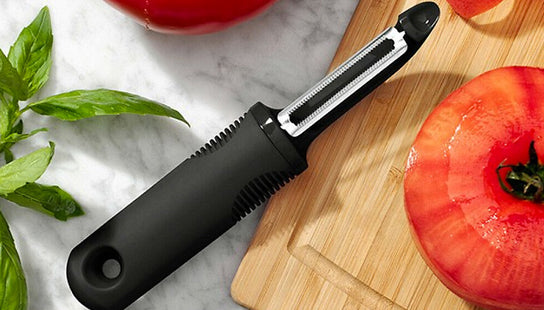 Swivelling Twin Blade Vegetable Peeler