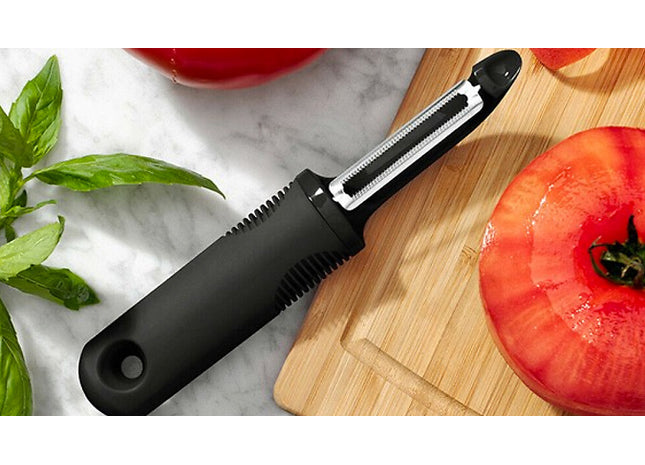 Swivelling Twin Blade Vegetable Peeler